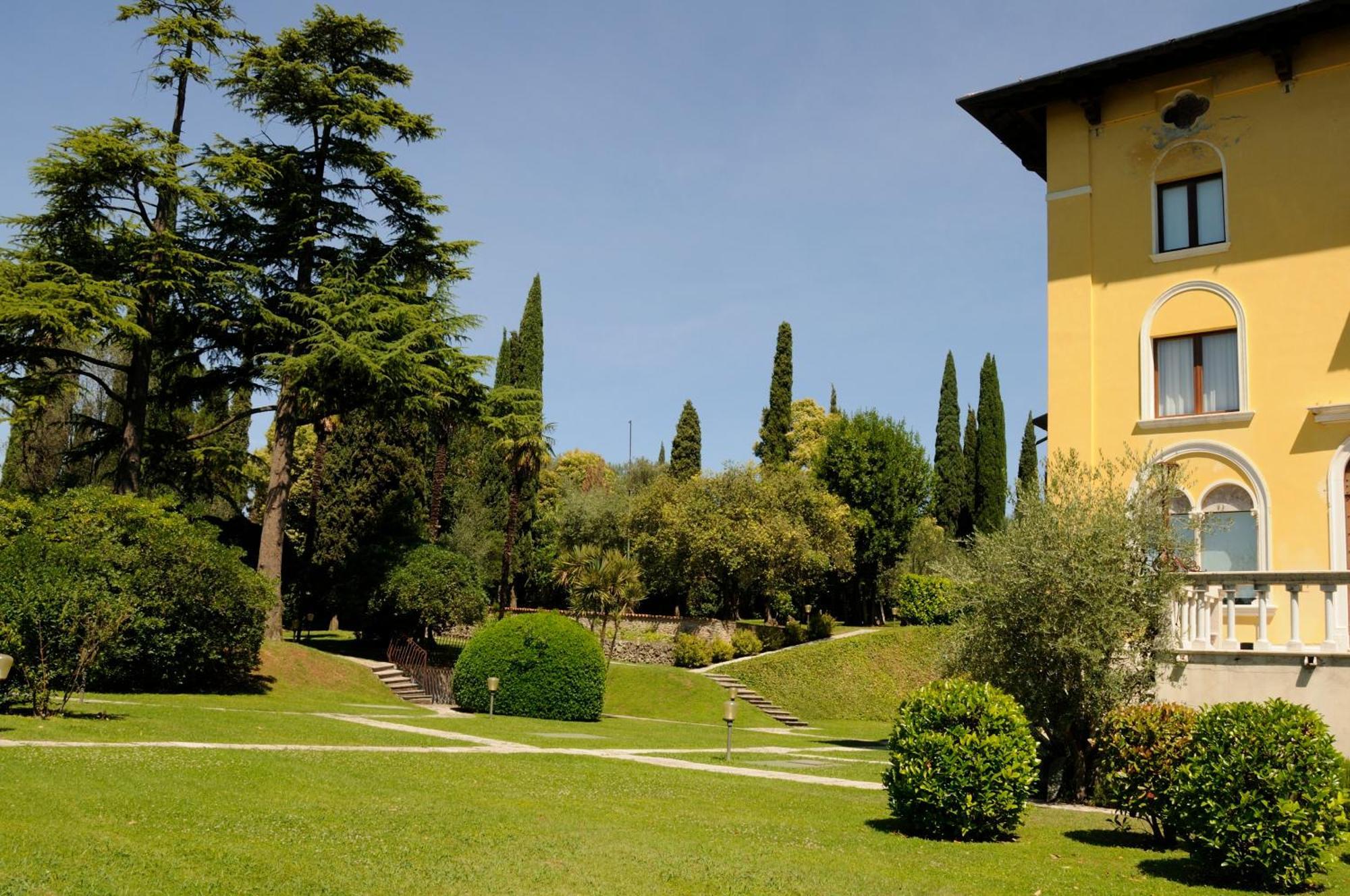 Villa Callas 16 Sirmione Exterior foto
