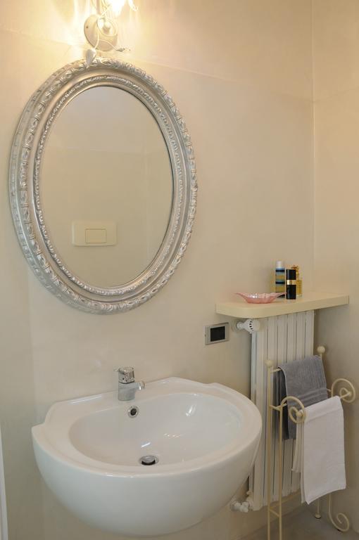 Villa Callas 16 Sirmione Habitación foto